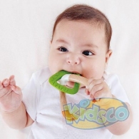 Hape E0018A Double Triangle Teether thumbnav 1