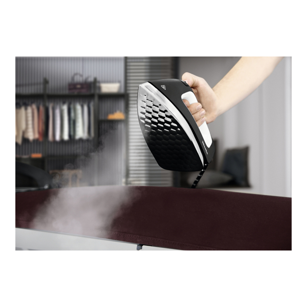 Паровая гладильная система Miele FashionMaster B4847D, Вт, Aнтипригарная photo 2