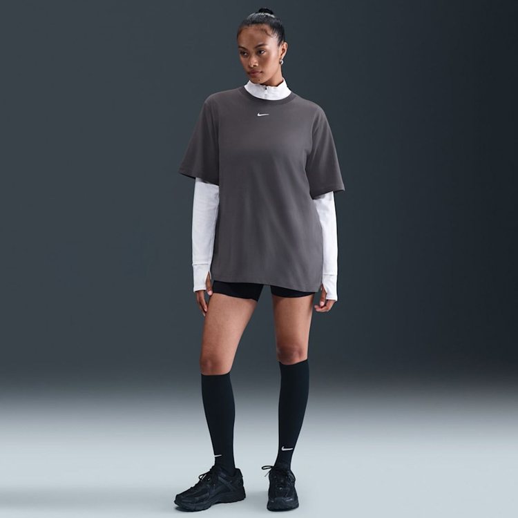 Tricou Nike W NSW TEE ESSNTL LBR photo 1