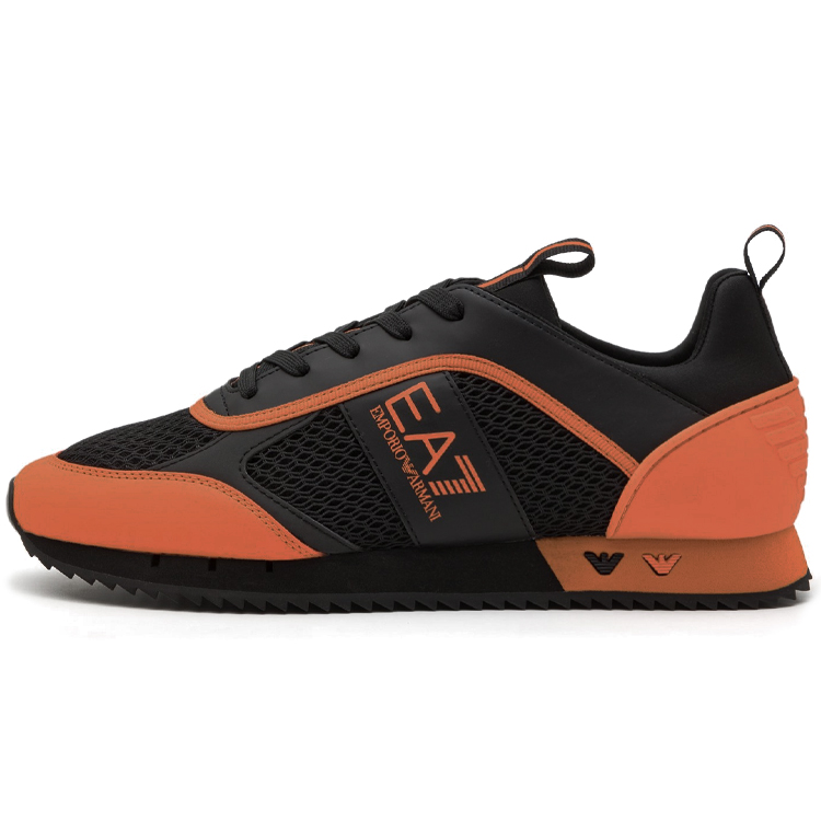 Кроссовки EA7 EMPORIO ARMANI ENGLISH photo Кроссовки EA7 EMPORIO ARMANI ENGLISH photo