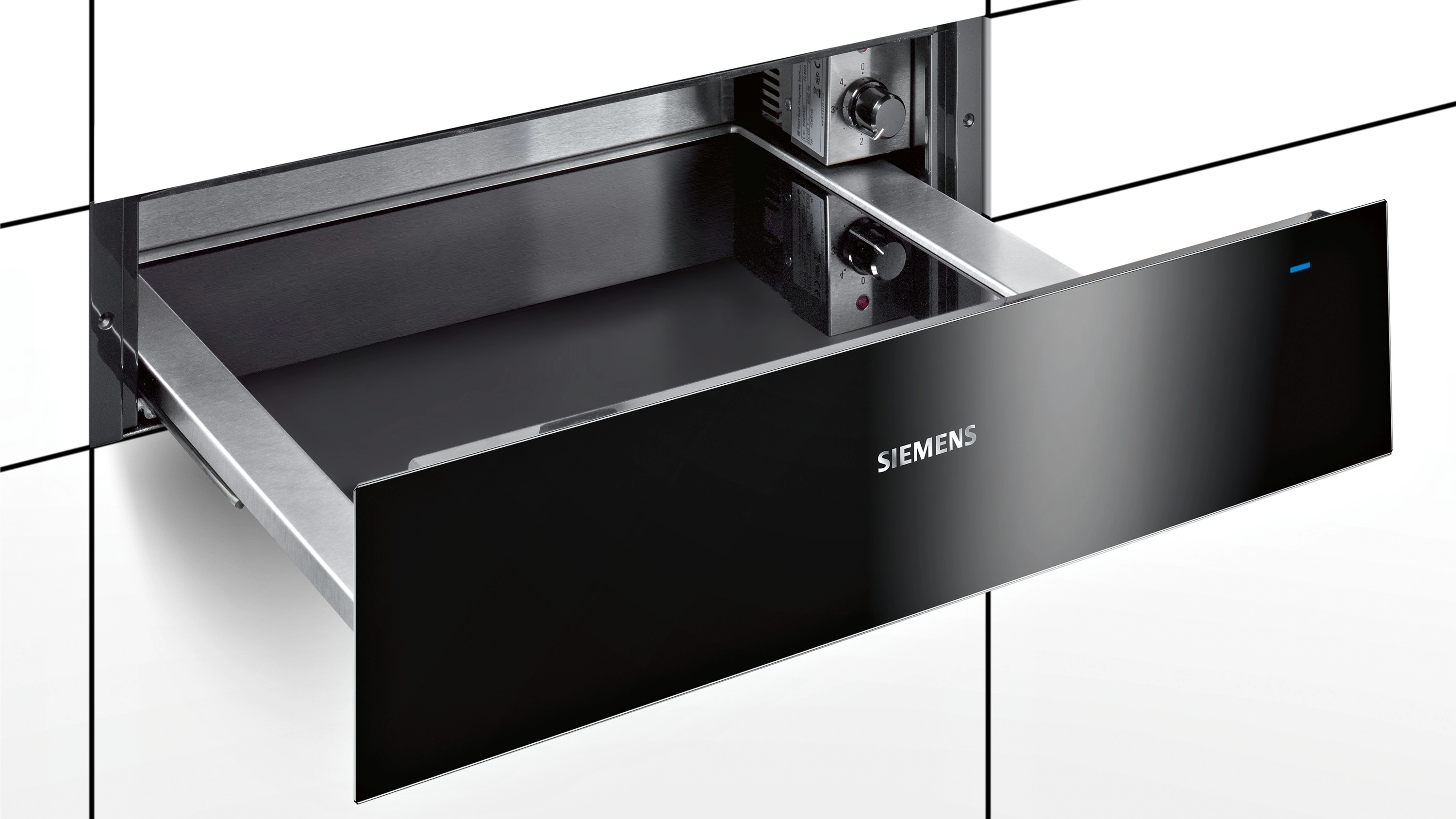 Подогреватель посуды и пищи Siemens BI630CNS1