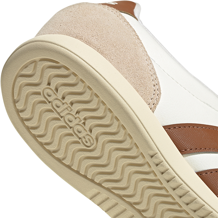 Кроссовки Adidas BARREDA LO photo 3