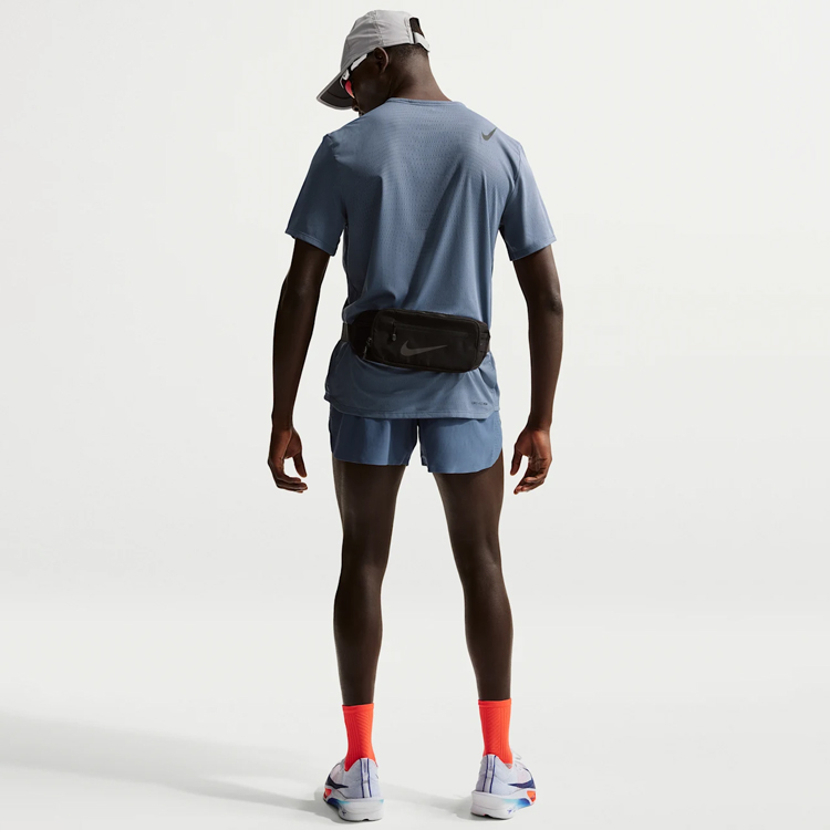 Sorti Nike AeroSwift photo 3
