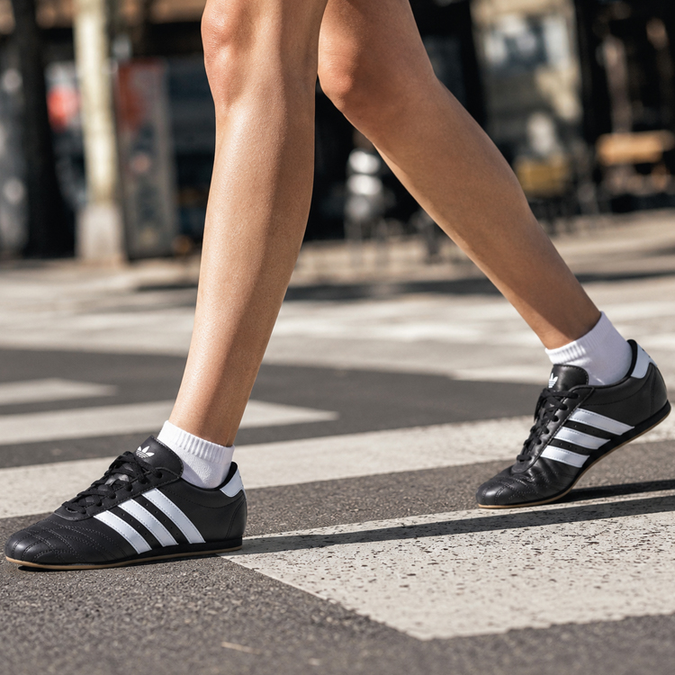 Кроссовки Adidas adidas TAEKWONDO LACE W / Женский / 38 / Черный photo 9