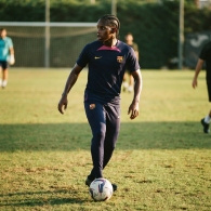 Брюки Nike FCB M NK DF STRK TRK PANT KP thumbnav 4