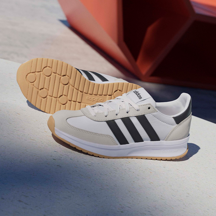 Incaltaminte Sport Adidas RUN 70s 2.0 pt Femei / 36.5 / Alb photo 10