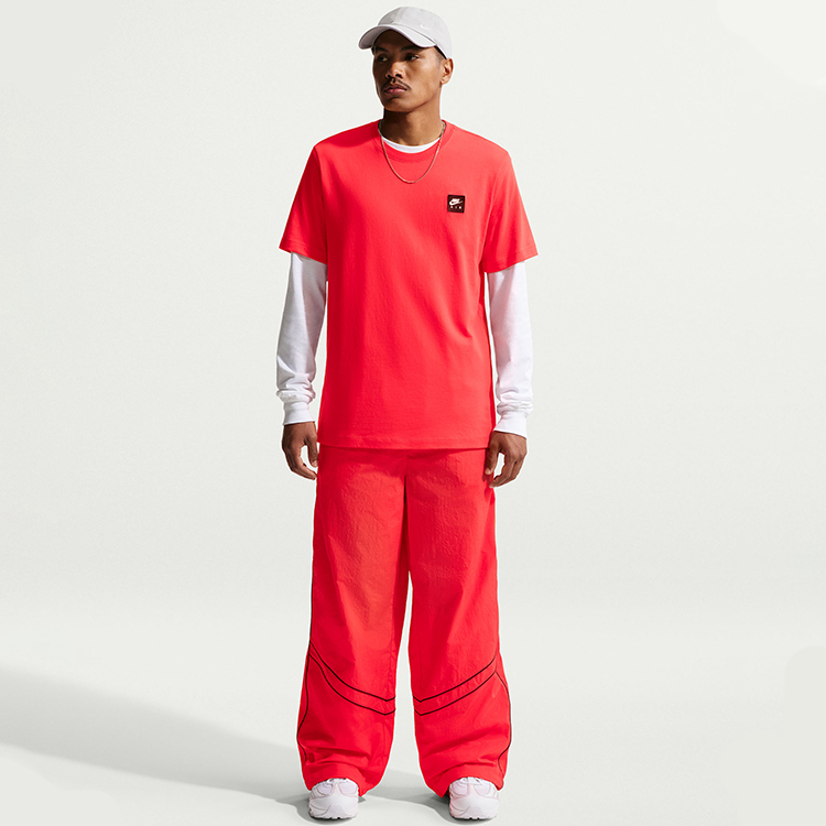 Футболка Nike Sportswear photo 5