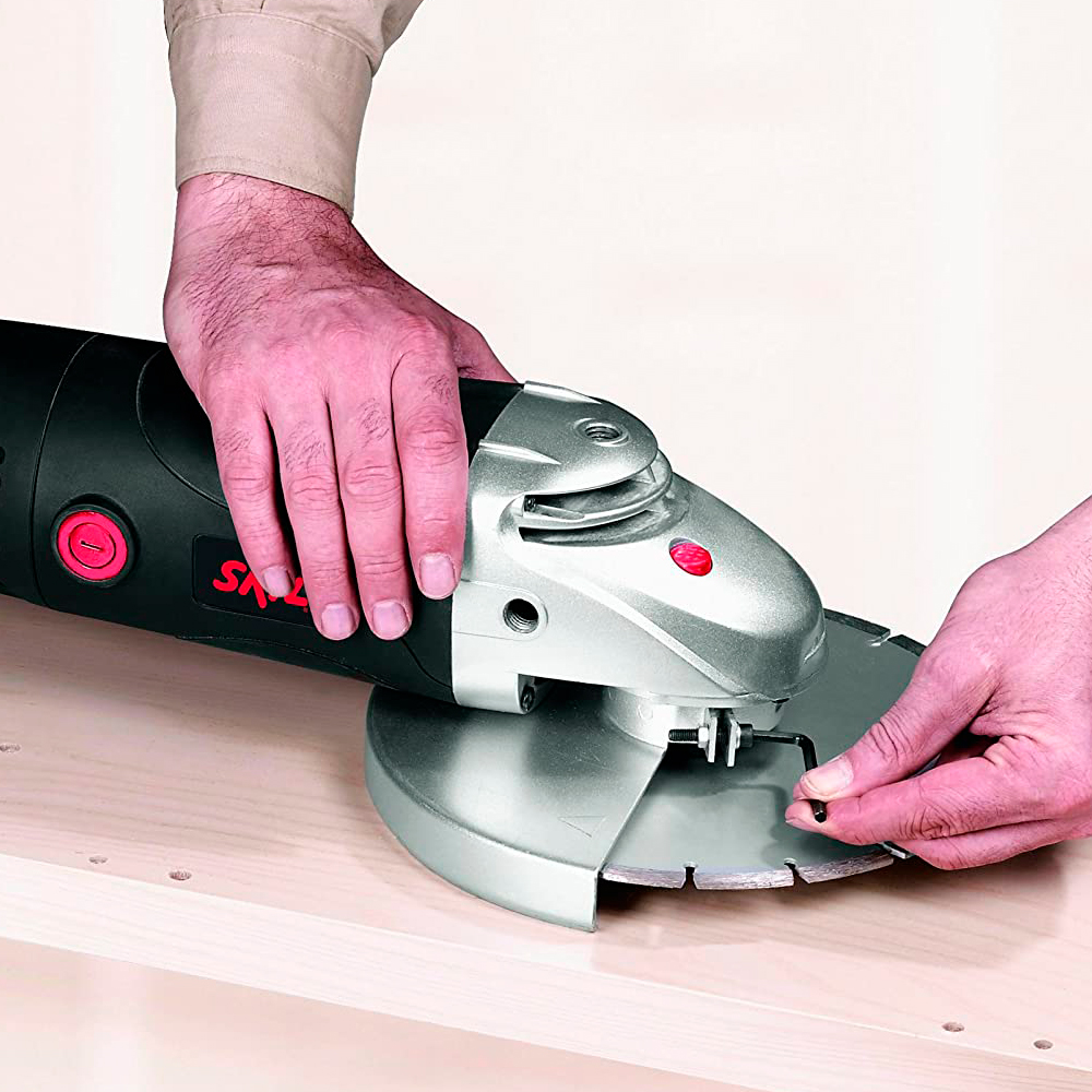 Угловая шлифмашина Bosch F0159780AA photo 2