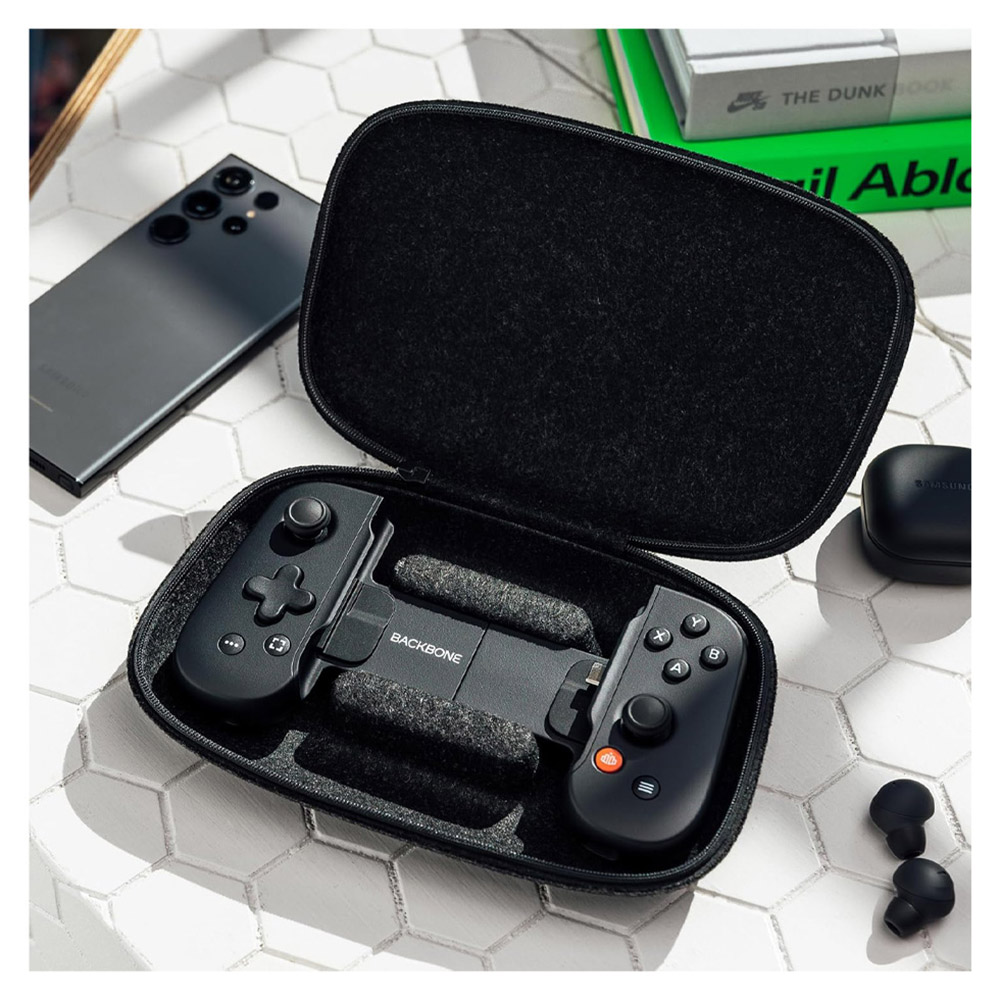 Чехол для геймпада Backbone One Carrying Case (CC01BR) photo 6