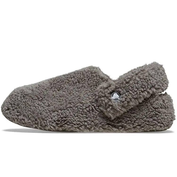 Шлепанцы Crocs Classic Cozzzy Slipper photo Шлепанцы Crocs Classic Cozzzy Slipper photo