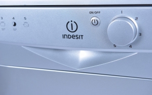 Посудомоечная машина  Indesit DSR 15B1 S EU thumbnav 5