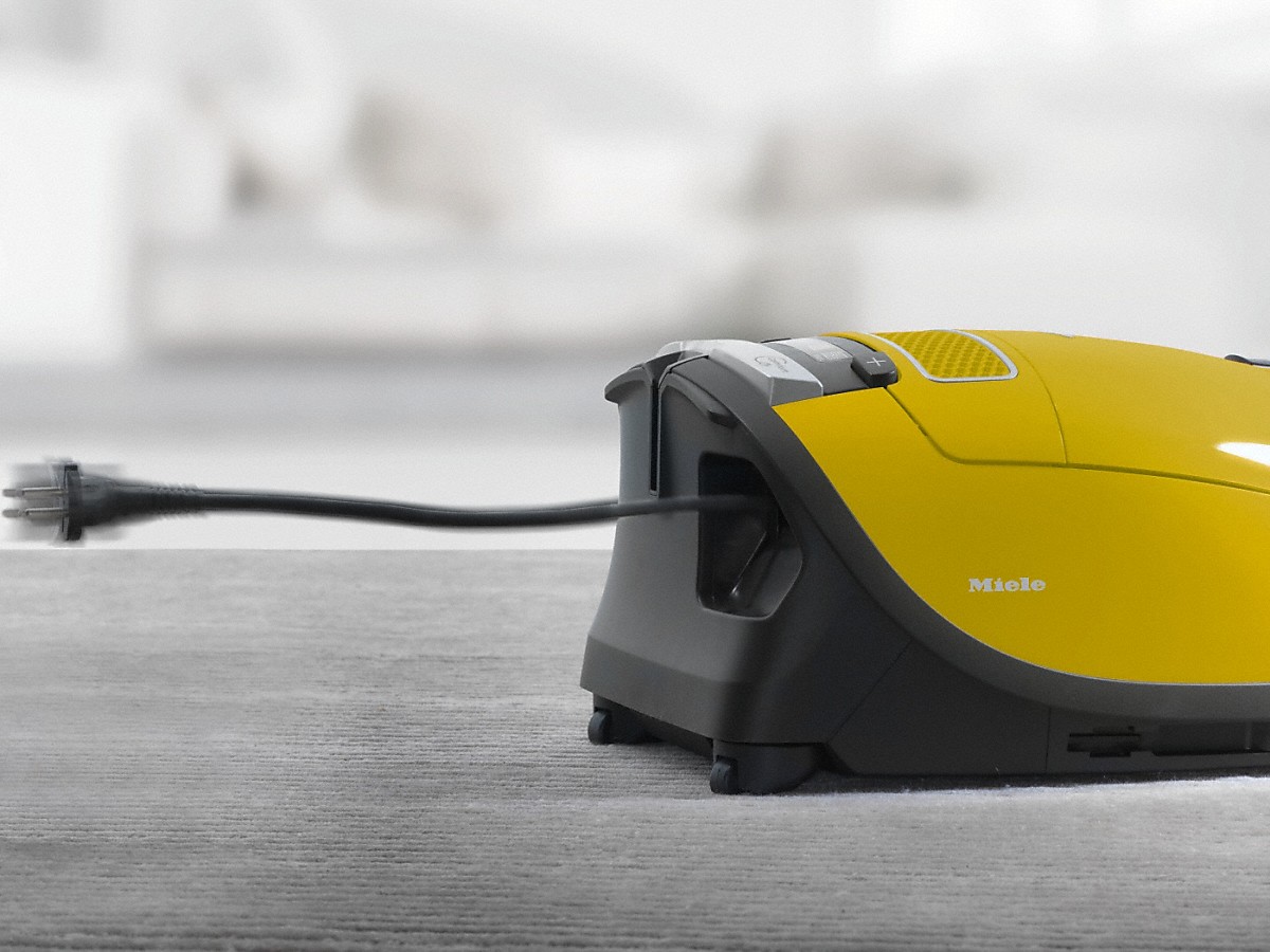 Пылесос с мешком Miele SGFA3COMPLETEC3YELLOW / 1700Вт / Желтый photo 4